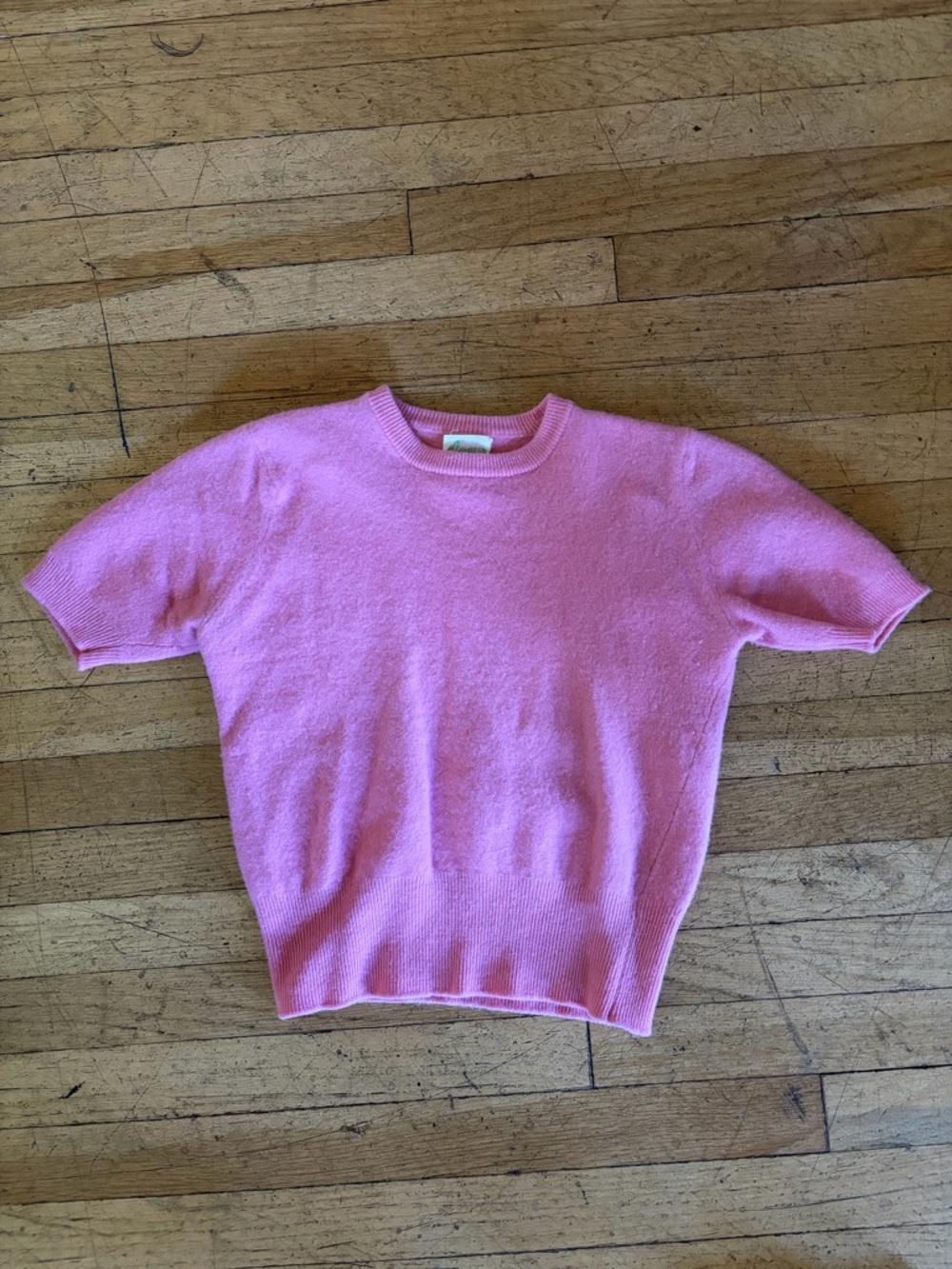 1950s Vintage Pink Short-Sleeve Crewneck Sweater